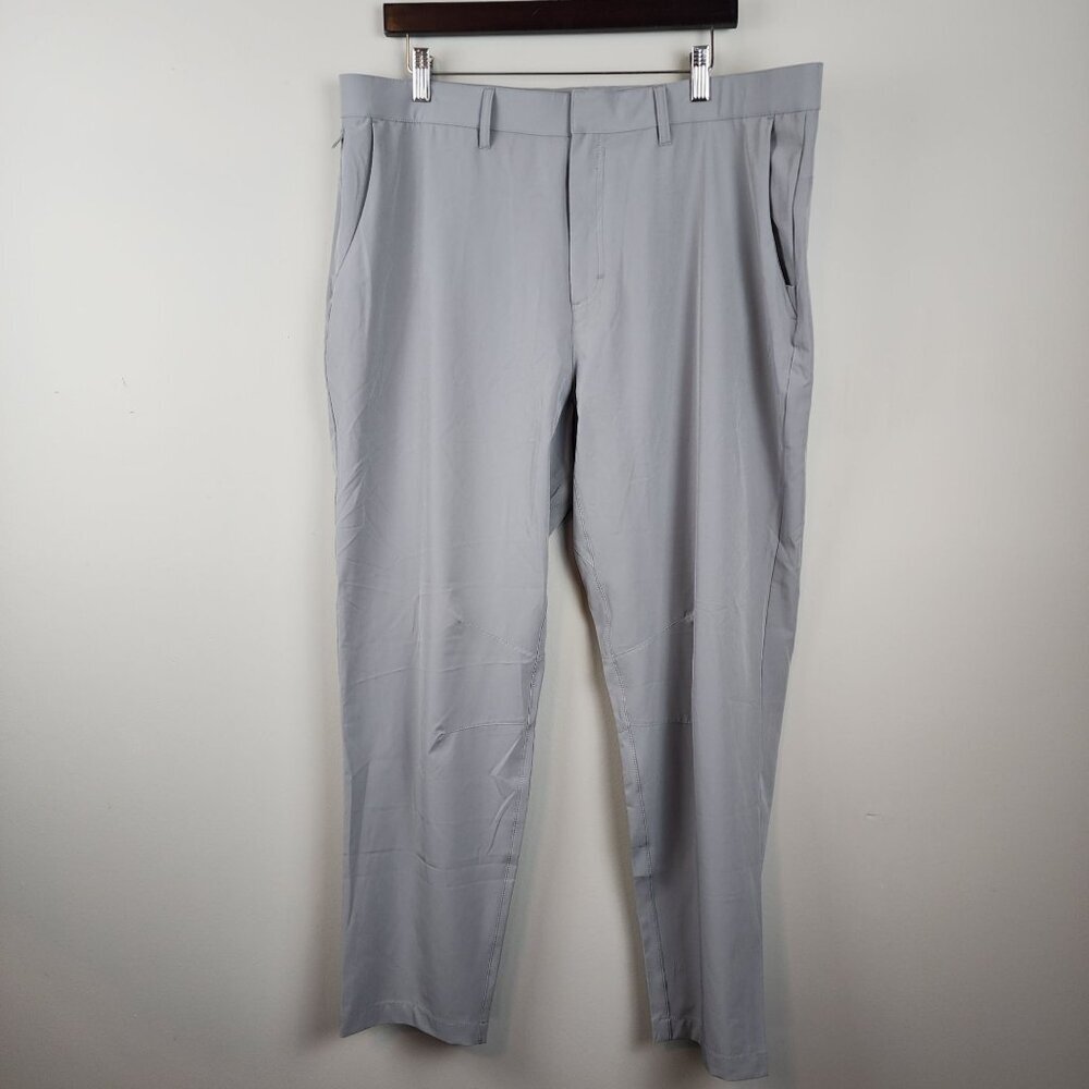 Fabletics Men Gray Lightweight Flex Straight Leg Tech Pants Size XL performance